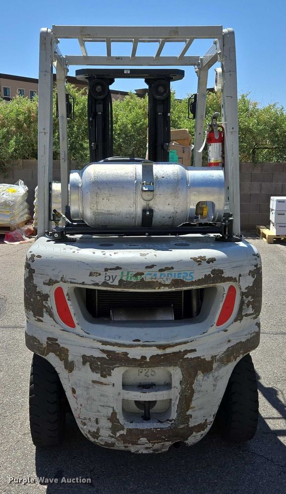 image for item EC1041 2015 Nissan PF30LP forklift