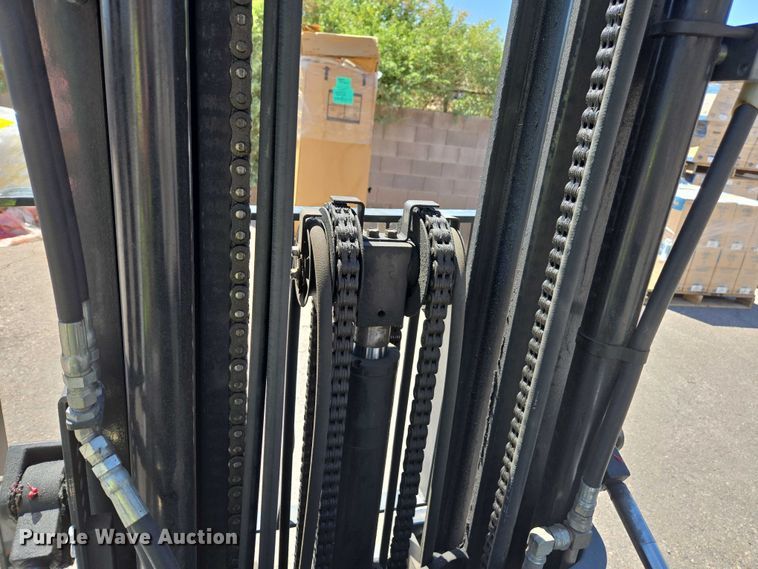 image for item EC1041 2015 Nissan PF30LP forklift