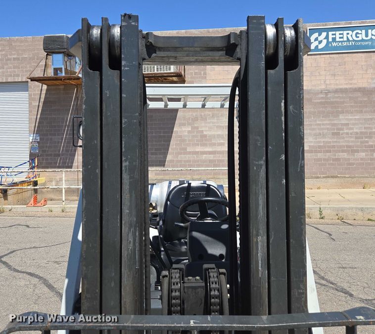 image for item EC1041 2015 Nissan PF30LP forklift