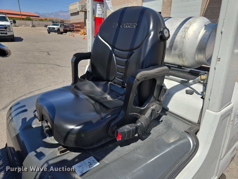 image for item EC1041 2015 Nissan PF30LP forklift