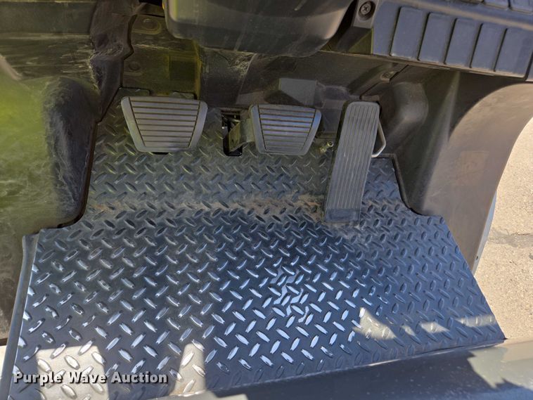 image for item EC1041 2015 Nissan PF30LP forklift