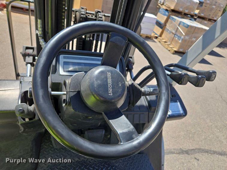 image for item EC1041 2015 Nissan PF30LP forklift