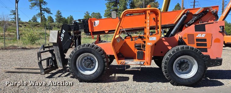 image for item EC1043 2017 JLG 10054 telehandler