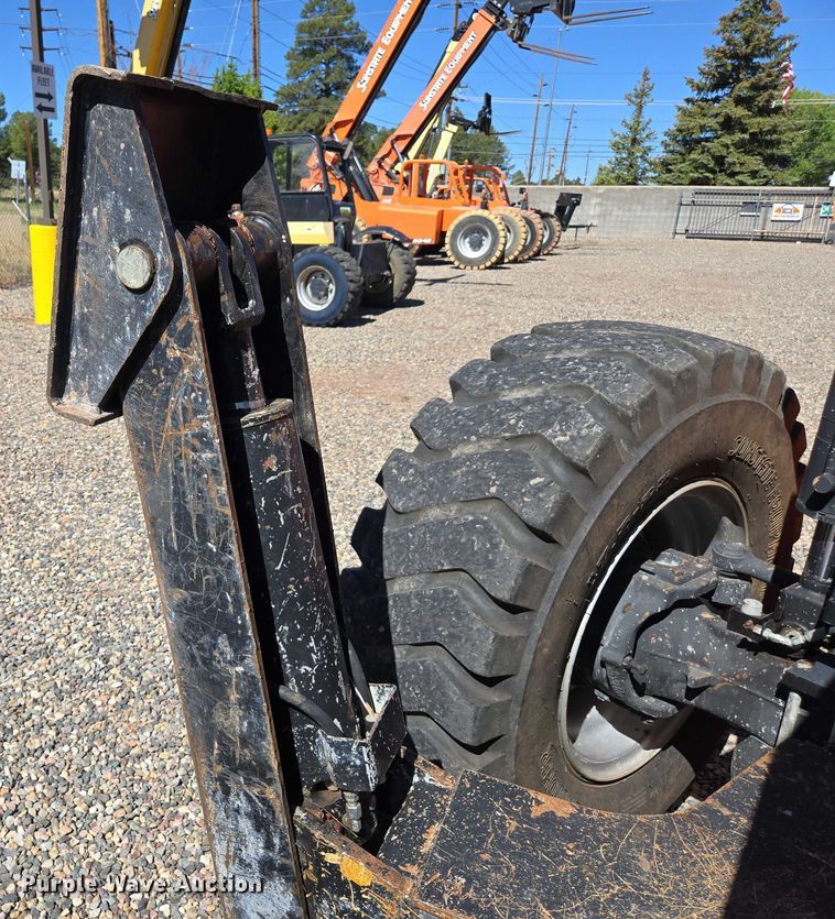 image for item EC1043 2017 JLG 10054 telehandler