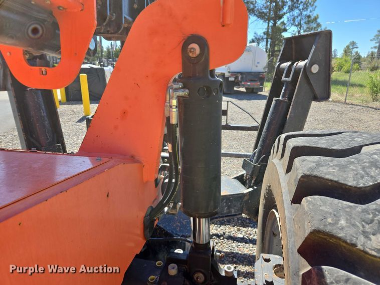 image for item EC1043 2017 JLG 10054 telehandler