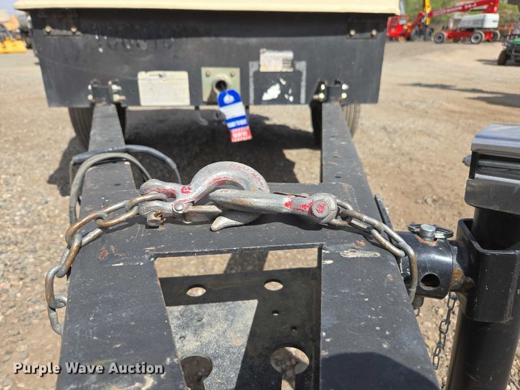 image for item EC1045 2017 Doosan C185 air compressor