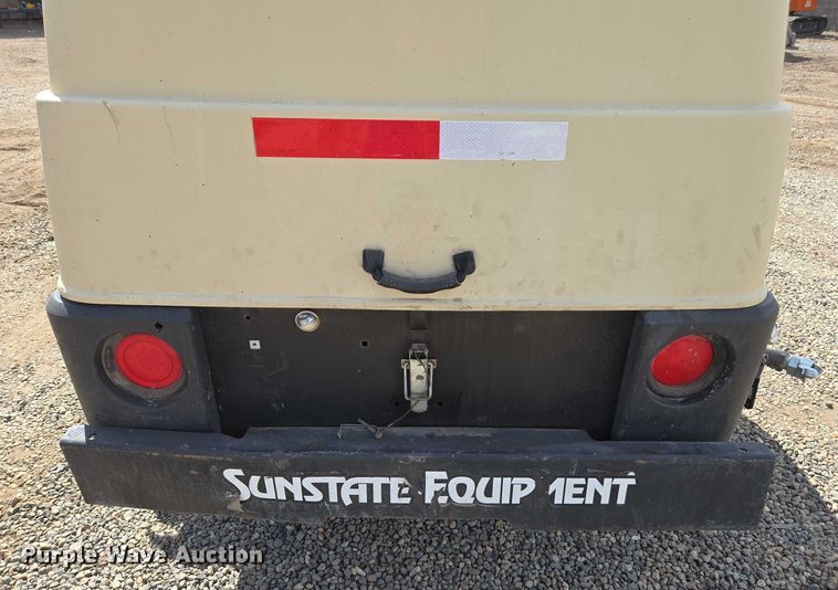 image for item EC1045 2017 Doosan C185 air compressor