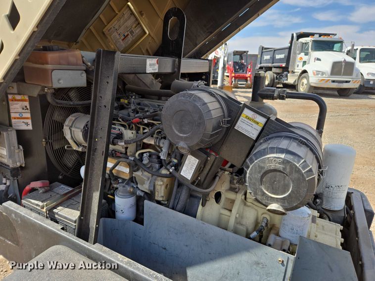 image for item EC1045 2017 Doosan C185 air compressor