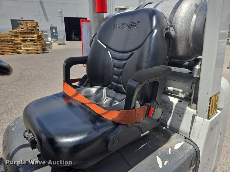 image for item EC1048 2015 Nissan CFS40 forklift