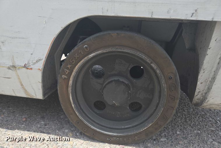 image for item EC1048 2015 Nissan CFS40 forklift