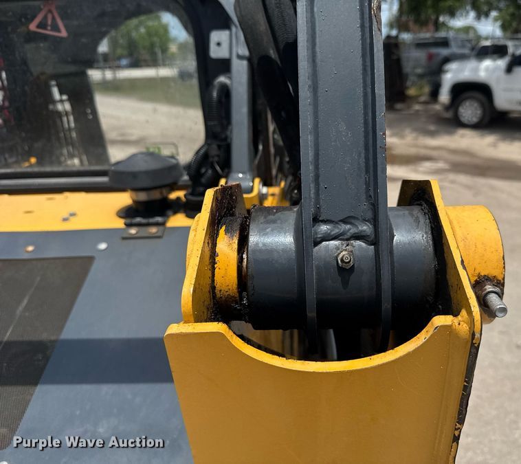 image for item EC3638 2020 John Deere 317G tracked skid steer loader