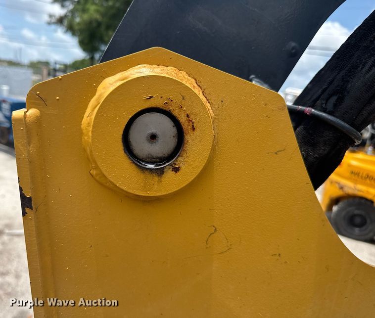 image for item EC3638 2020 John Deere 317G tracked skid steer loader