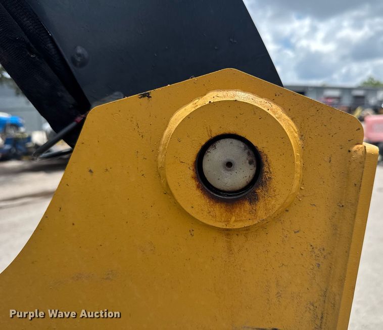 image for item EC3638 2020 John Deere 317G tracked skid steer loader