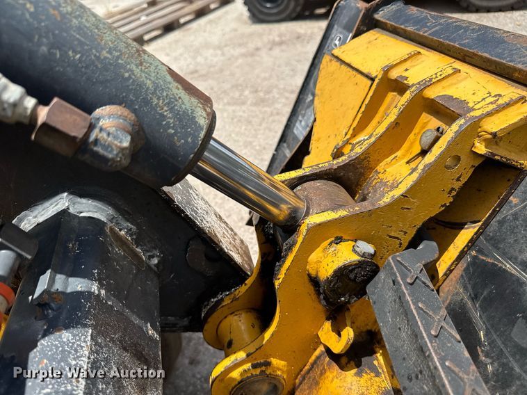 image for item EC3638 2020 John Deere 317G tracked skid steer loader