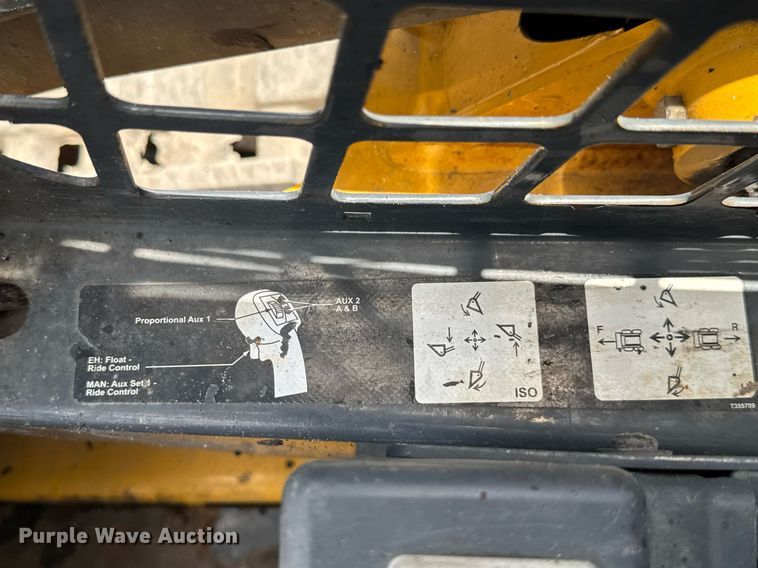 image for item EC3638 2020 John Deere 317G tracked skid steer loader