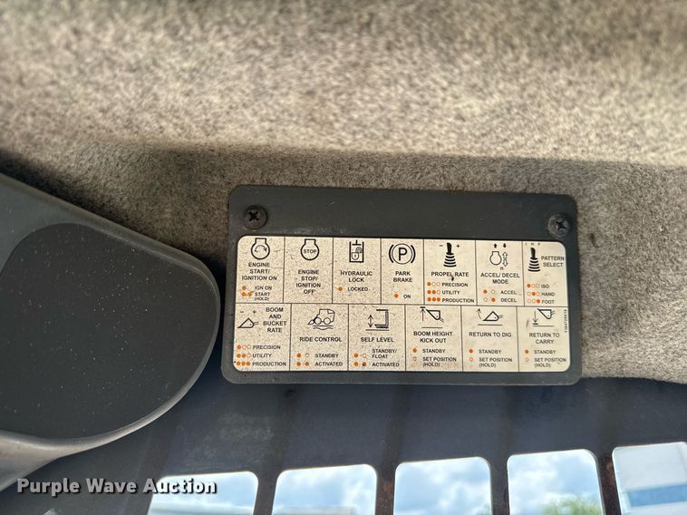 image for item EC3638 2020 John Deere 317G tracked skid steer loader