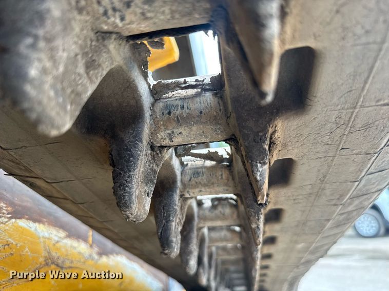 image for item EC3638 2020 John Deere 317G tracked skid steer loader