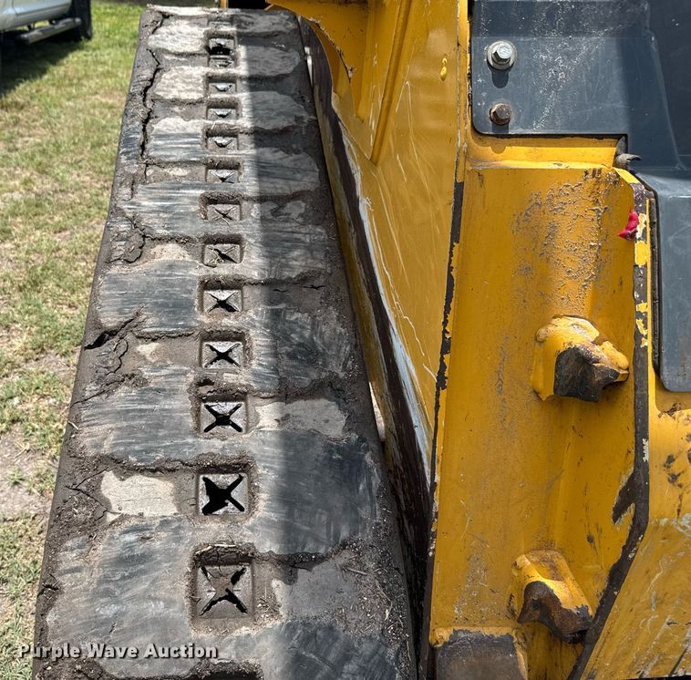 image for item EC3639 2019 John Deere 317G tracked skid steer loader