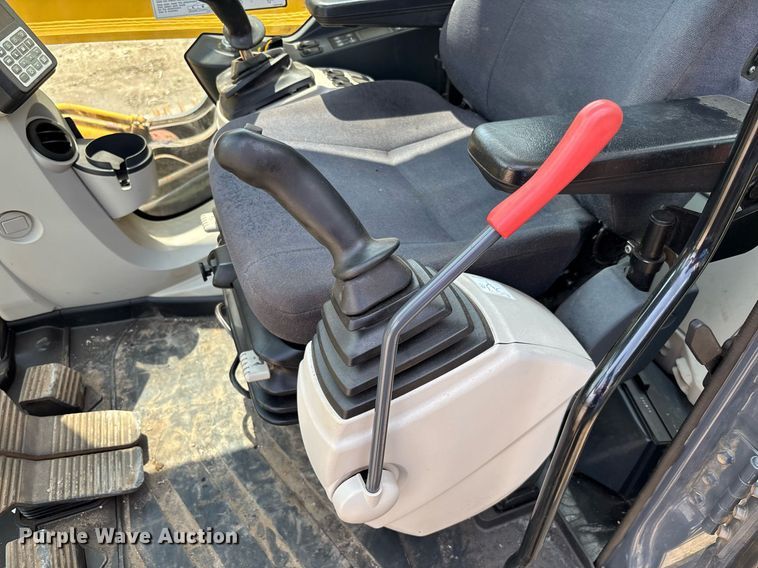 image for item EC3646 2021 Kobelco SK350LC-10 excavator