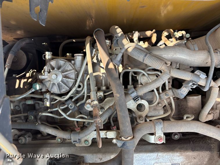 image for item EC3646 2021 Kobelco SK350LC-10 excavator