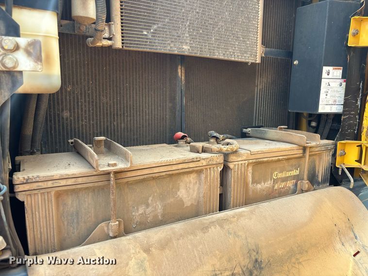 image for item EC3646 2021 Kobelco SK350LC-10 excavator