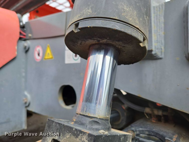 image for item EC4269 2017 Skyjack SJ1056THS telehandler