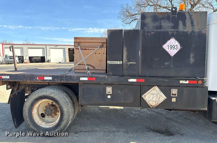 image for item ED4091 1996 Kenworth T300 flatbed truck