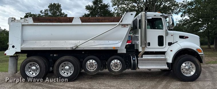 image for item ED5668 2020 Peterbilt 348 dump truck