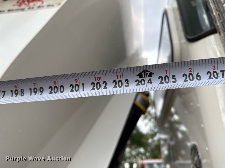 image for item ED5668 2020 Peterbilt 348 dump truck