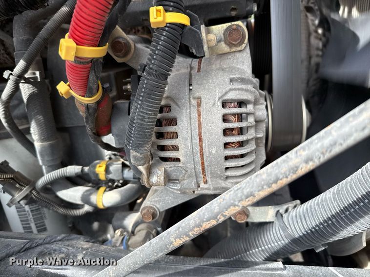 image for item ED5668 2020 Peterbilt 348 dump truck