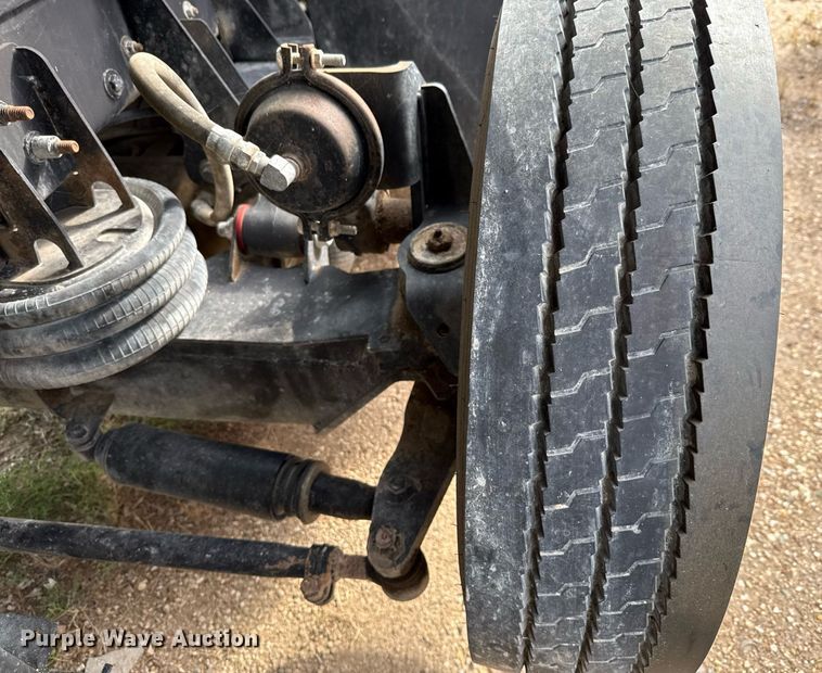 image for item ED5668 2020 Peterbilt 348 dump truck