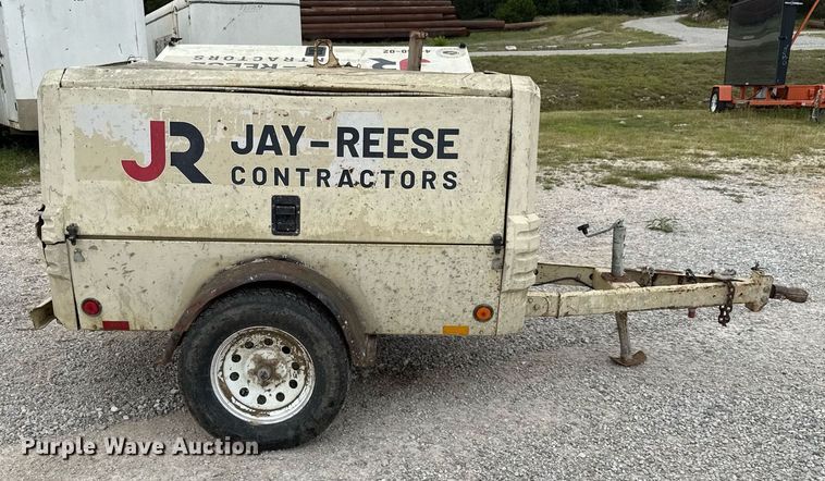 image for item ED5687 2002 Ingersoll-Rand P185 air compressor