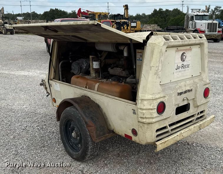 image for item ED5687 2002 Ingersoll-Rand P185 air compressor