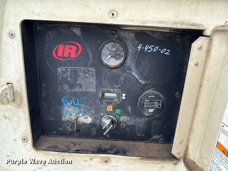 image for item ED5687 2002 Ingersoll-Rand P185 air compressor
