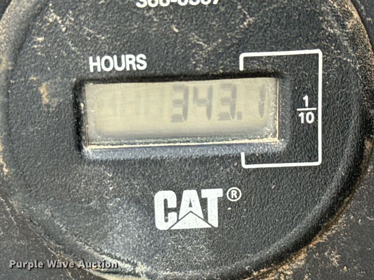 image for item ED5687 2002 Ingersoll-Rand P185 air compressor