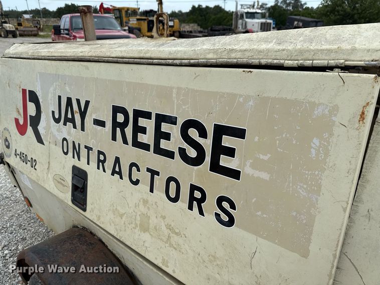 image for item ED5687 2002 Ingersoll-Rand P185 air compressor