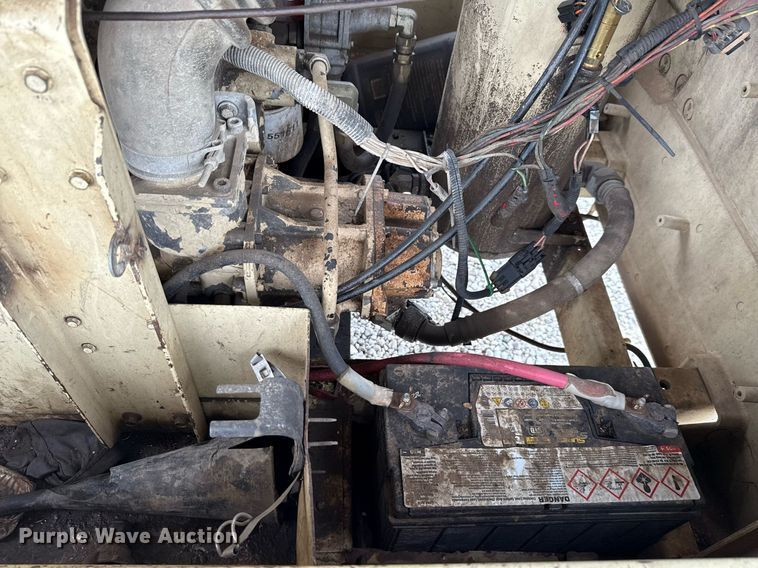 image for item ED5687 2002 Ingersoll-Rand P185 air compressor