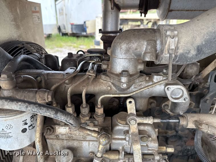 image for item ED5687 2002 Ingersoll-Rand P185 air compressor