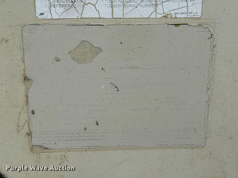 image for item ED5687 2002 Ingersoll-Rand P185 air compressor