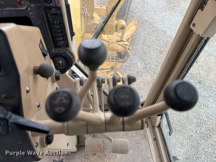 image for item ED5688 2007 Caterpillar 12H motor grader