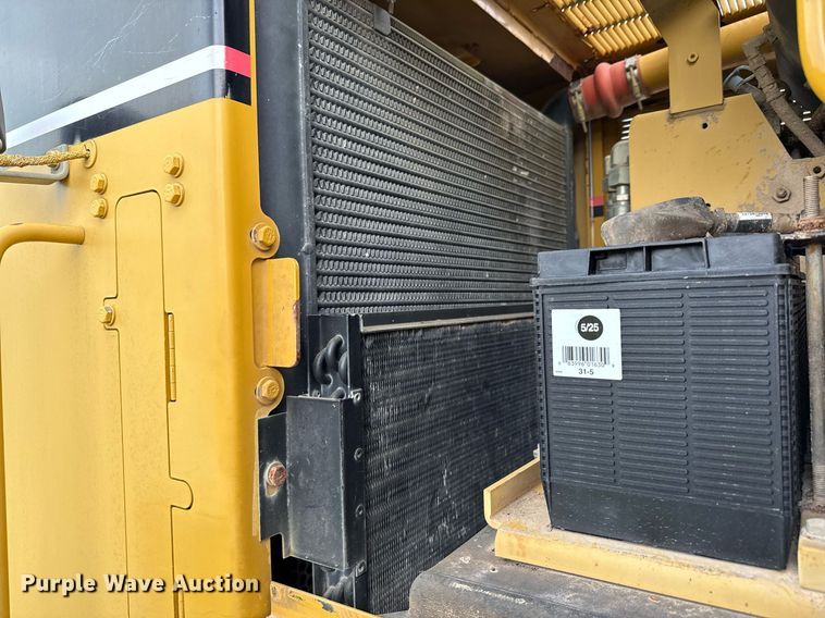 image for item ED5688 2007 Caterpillar 12H motor grader