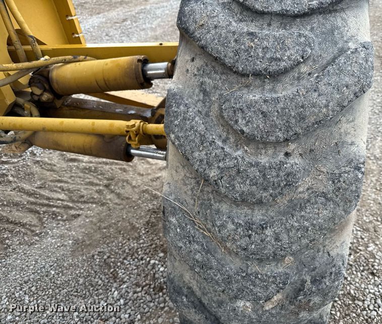 image for item ED5688 2007 Caterpillar 12H motor grader