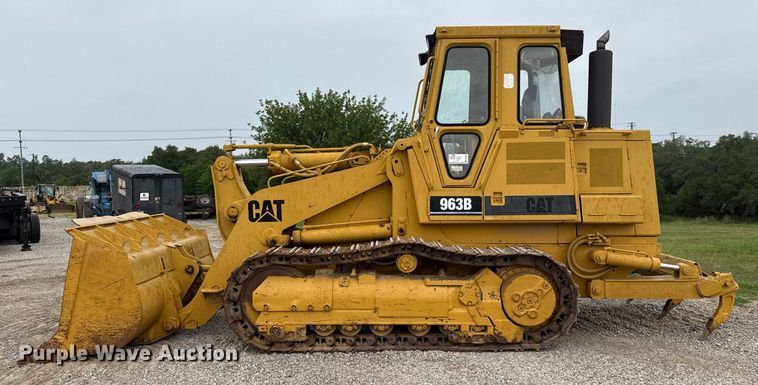 image for item ED5689 1998 Caterpillar 963B track loader