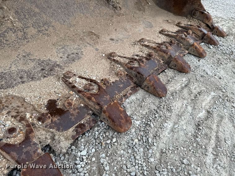 image for item ED5689 1998 Caterpillar 963B track loader