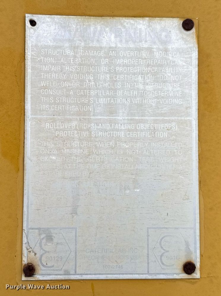 image for item ED5689 1998 Caterpillar 963B track loader