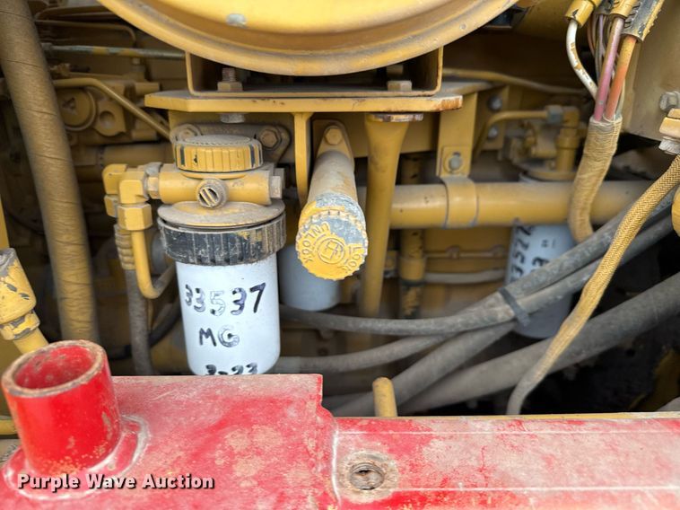 image for item ED5689 1998 Caterpillar 963B track loader