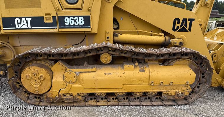 image for item ED5689 1998 Caterpillar 963B track loader
