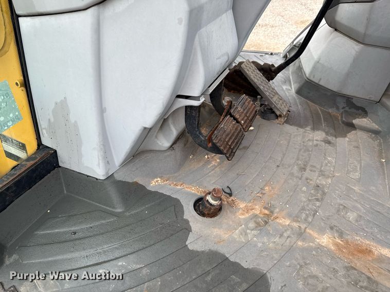 image for item ED5690 2008 Caterpillar 420E backhoe