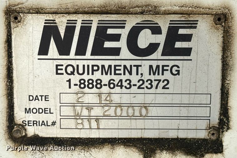 image for item ED5691 1996 Ford F800 water truck