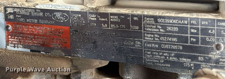 image for item ED5691 1996 Ford F800 water truck